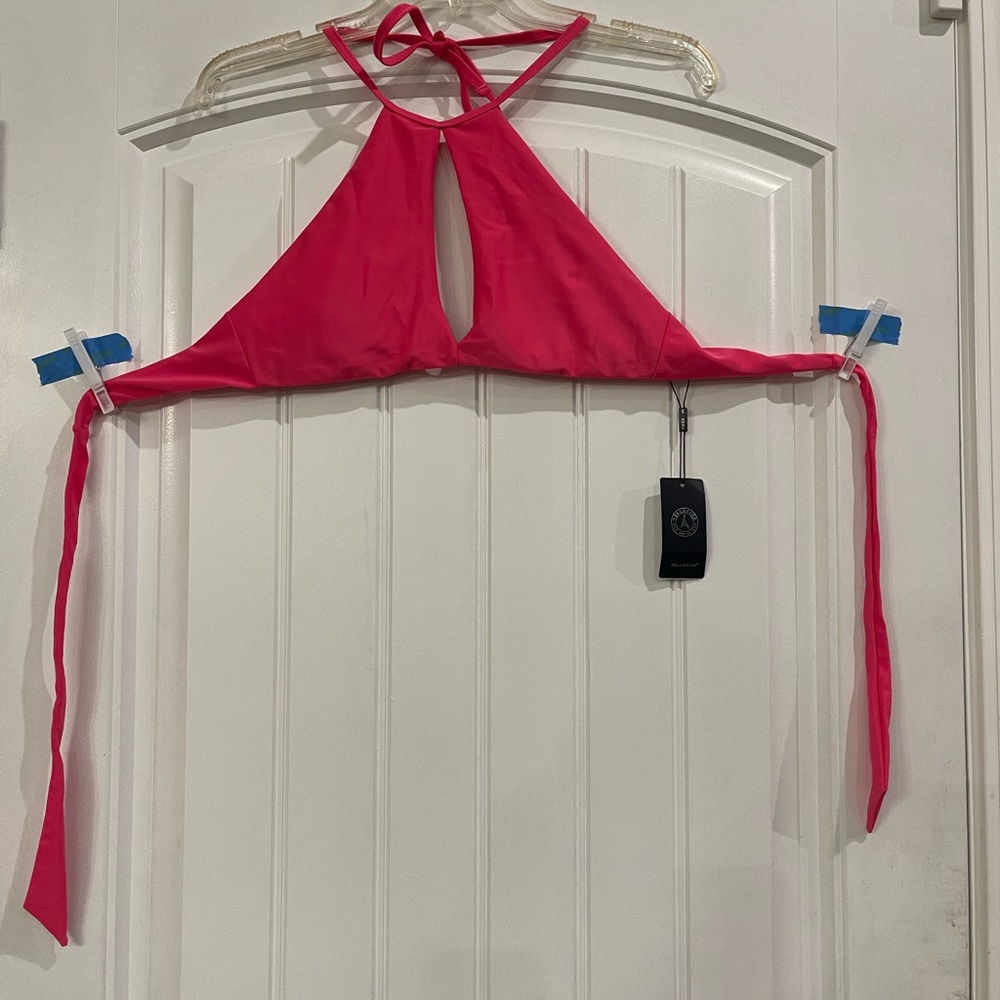 RELLECIGA hot pink bikini top